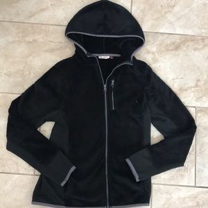 So black fuzzy hoodie zip up sweater Kohl’s sz M